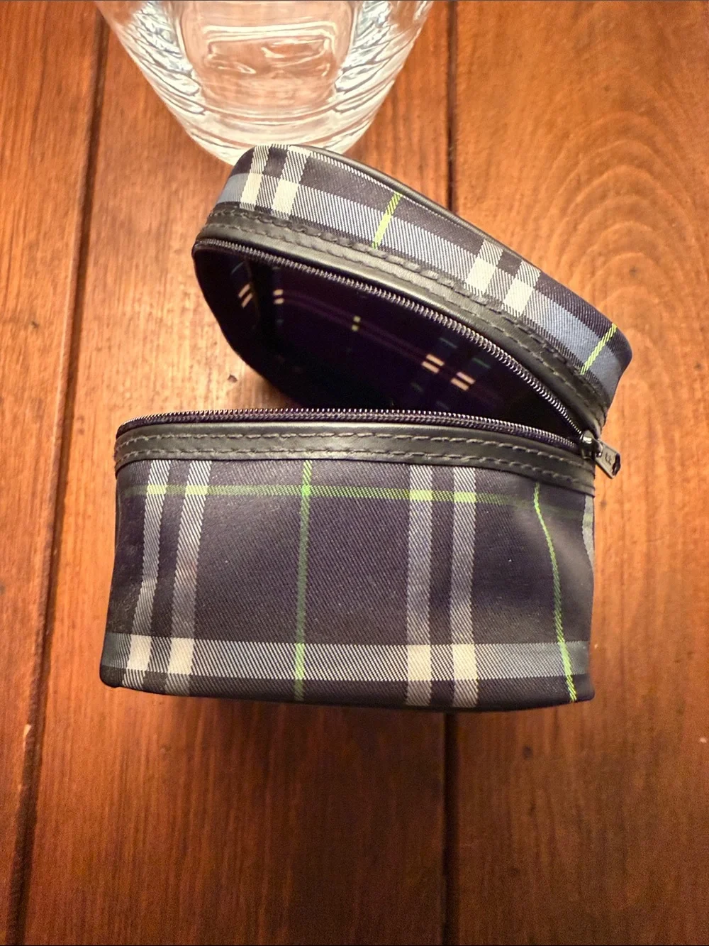 VINTAGE Burberry Navy Novacheck Cosmetic Bag